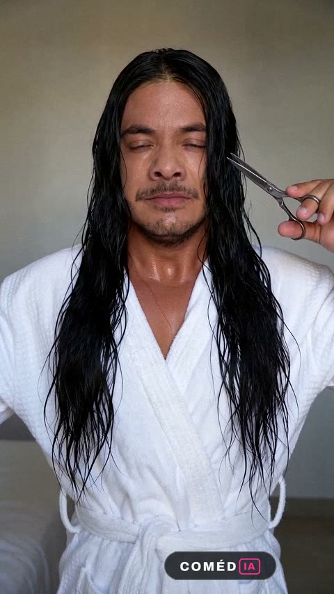 Cortei Meu Cabelo Sozinho